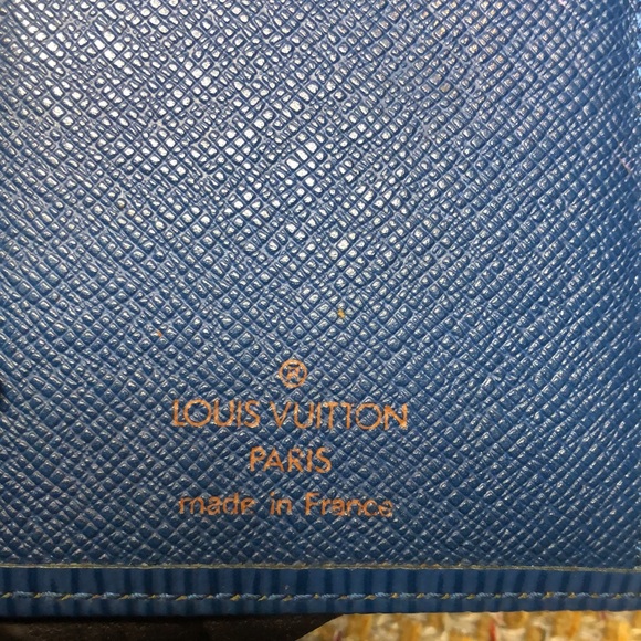 LOUIS VUITTON Toledo Blue Epi Leather Kisslock Porte Monnaie Viennois Wallet - Picture 15 of 15